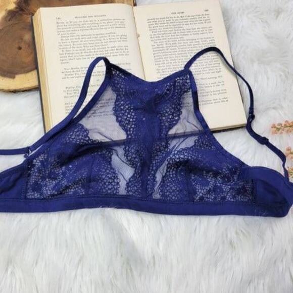 Victoria's Secret Women High Neck Crochet Mesh Body Bralette Blue Size Small - Picture 7 of 8